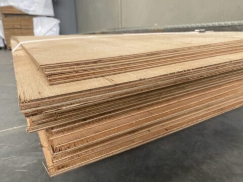 F22 Bracing Ply is rated for structural use under ASNZS 2269, the Australian standard for plywood