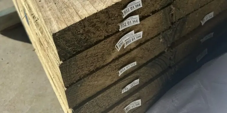 LOSP timber is used where appearance, accuracy, and stability are critical. Usage includes weatherboards, pergola posts above ground, fascia boards, etc