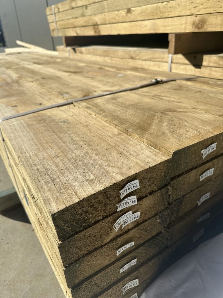 MGP10 LOSP H3 Treated Pine 90×35
