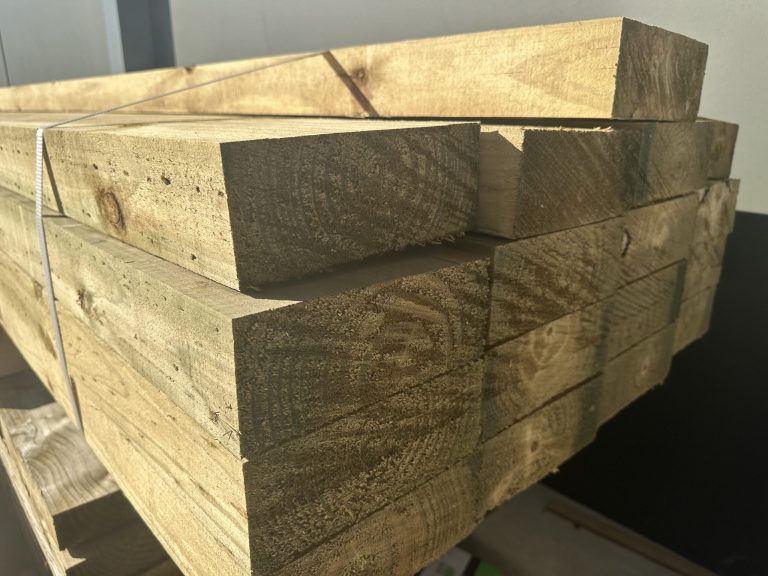 H4 Sleeper Treated Pine 200×75